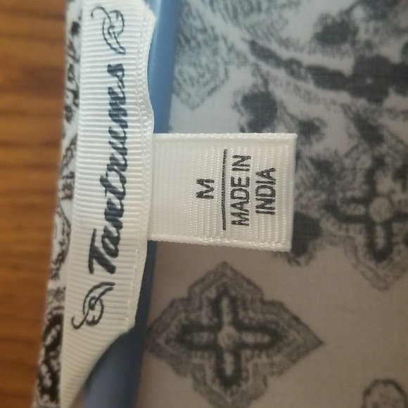 BOHO PAISLEY,  SIZE  MEDIUM  , BELL SLEEVE TOP - Picture 3 of 3